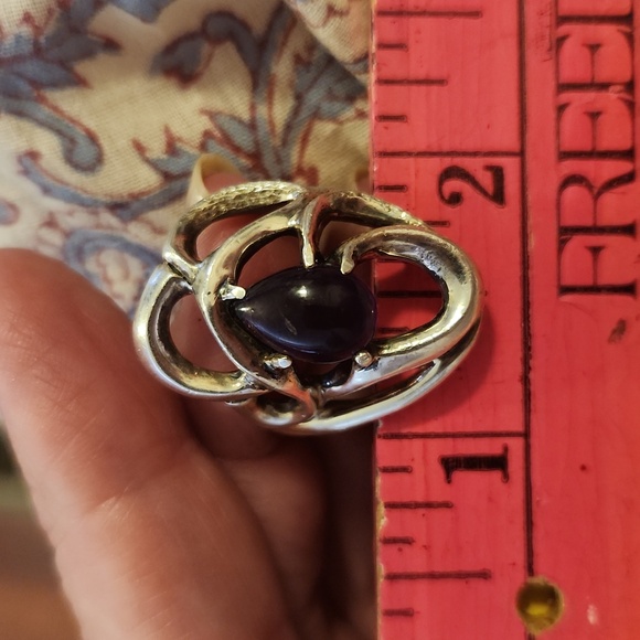 Amethyst/February Artisan ring/sterling silver - Picture 10 of 10